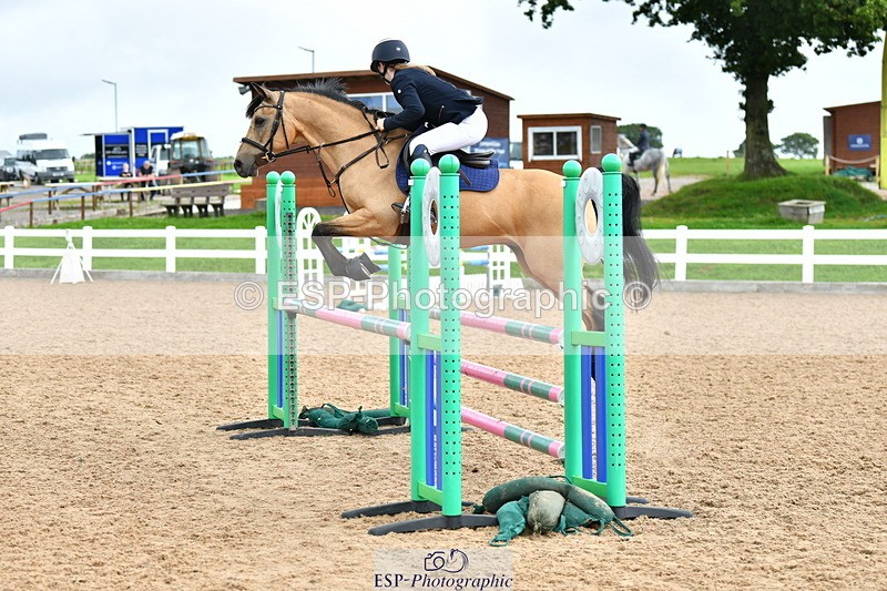 230819A-121218-00474 - Cls 25 Pony Newcomers & 1m Open