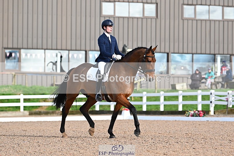 240218A-113101-06347 - 261-Angus.Corrie.Deane-Borlandeaux