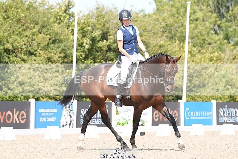 250817-125611-09508 - 052-Marcela.PomphreyLinkeltje.DE.J