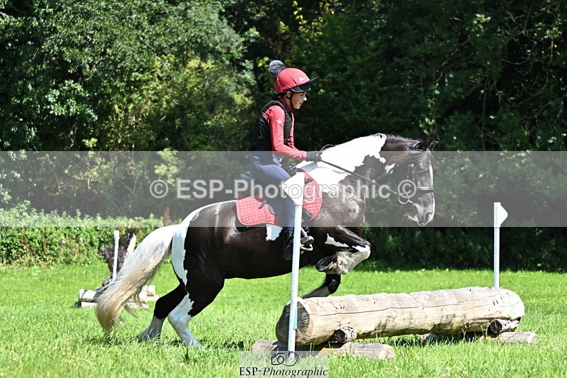 240729B-143425-02810 - Abbie's Group XC