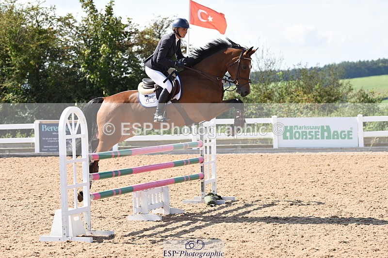 230915A-140514-00644 - Cls 11 Snr Discovery & 1m Open