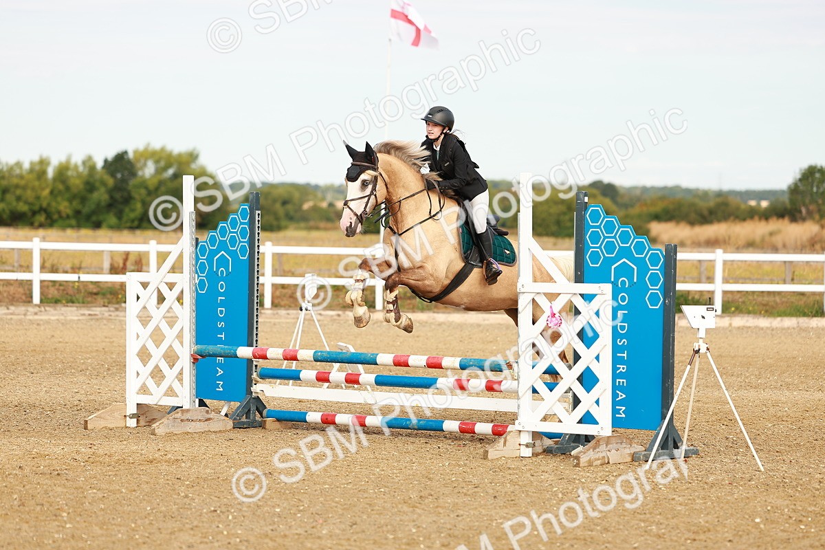 SBM_002051 - Class 8 - Clear Round