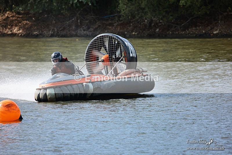HCWC 230826 555 - Hovercraft W C Race Day 3