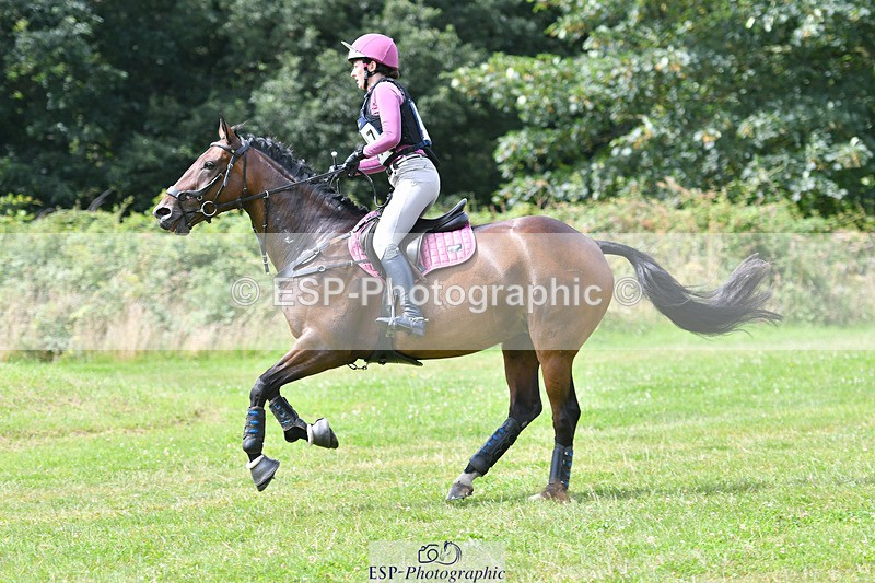 240804-120503-12437 - 367-Florrie_Ball-POLMARK_JAY_WALK