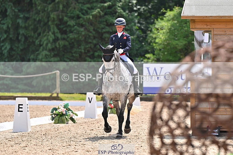 250523A-134748-07105 - B-357-Rosalind.Canter-ARMSCOTE.EXPLORER