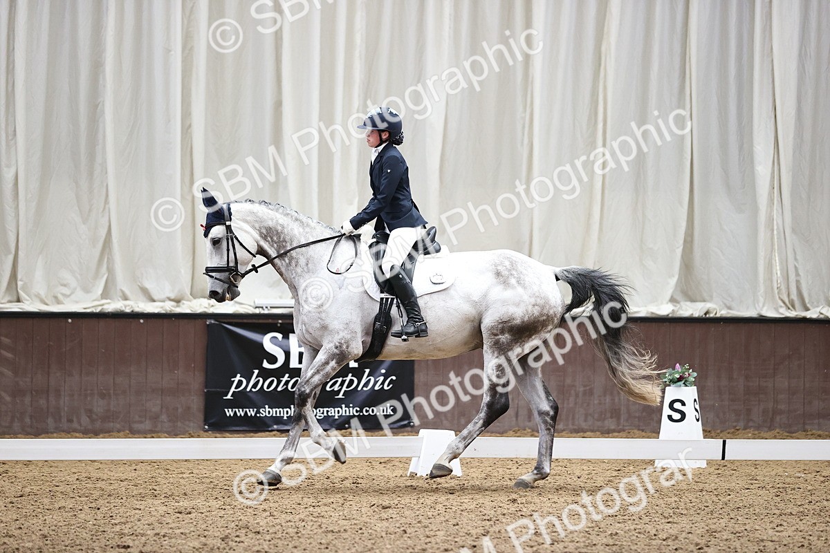 SBM_000966 - Novice 4 Warm Up