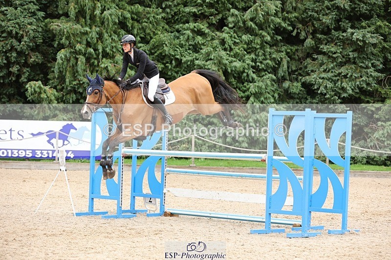 240817-160936-02898 - 06A Snr Fox 1.20m open