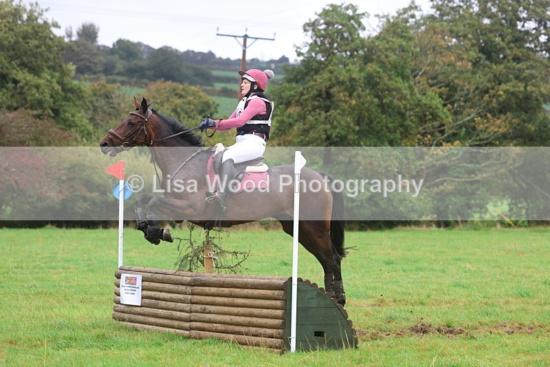 3E7A1749 - Class 3: 70cm Pairs: Half Roll Top