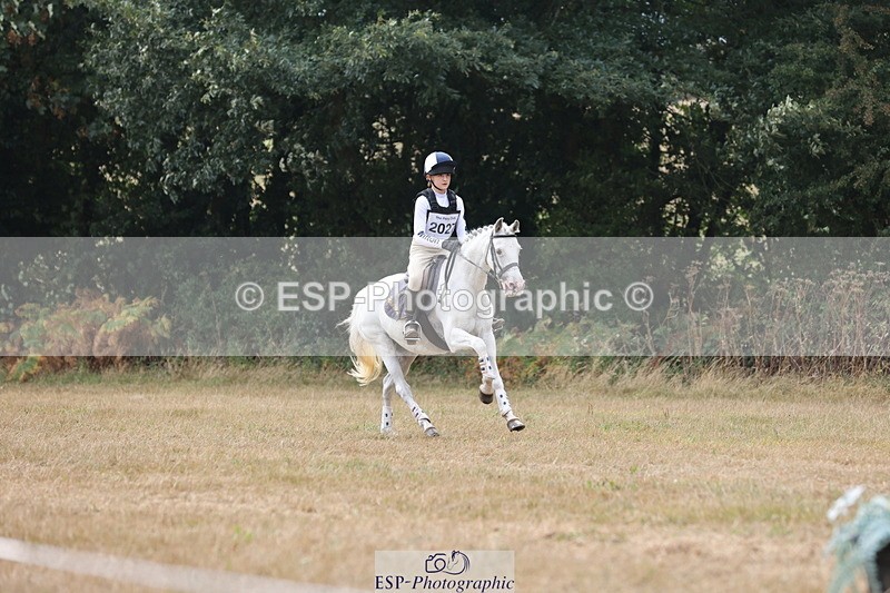 250824A-121124-36613 - 2027-Henrietta.Parnell-Tinkerbell