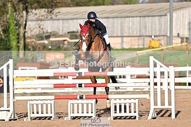 251119-141440-00524 - Cls 5 Foxhunter and 1.20m Open