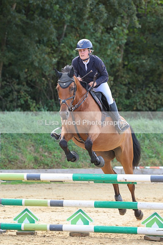 3E7A0643 - Class 4: Senior British Novice/90cm open