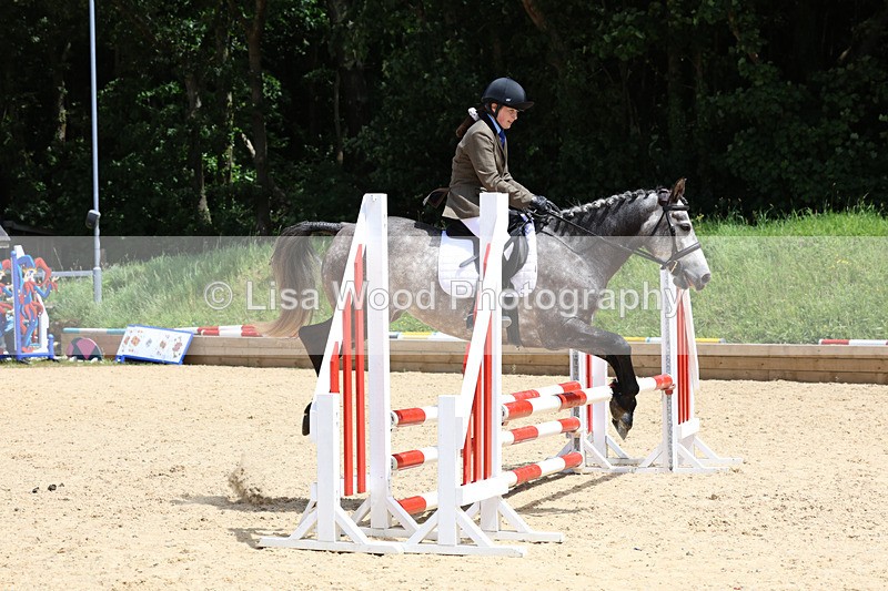 3E7A2303 - Class 4: 70 -75cm Part A