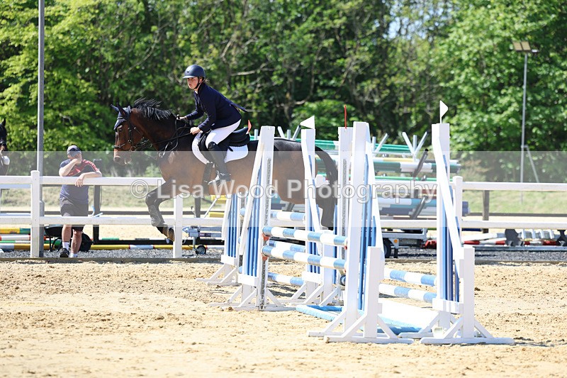 3E7A5663 - Class 4: Senior BN/90cm open