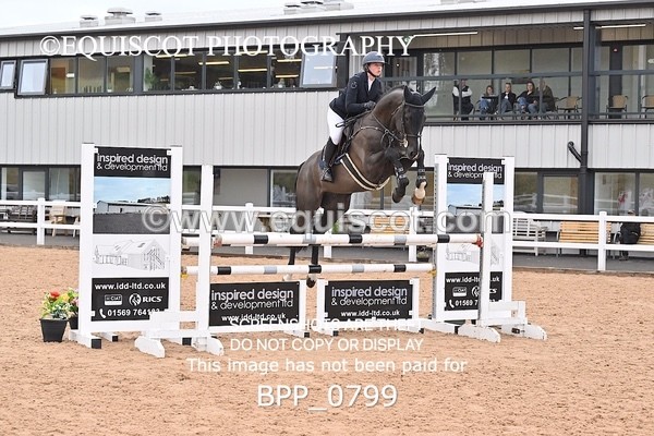 BPP_0799 - CLASS 29 SUN GFS Saddles Senior Newcomers/1.10m Open