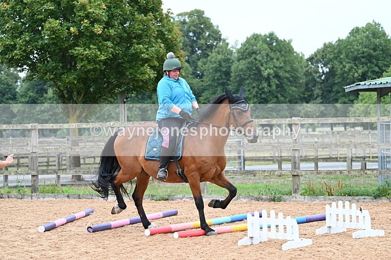 WJ7_8577 - Poles 11:00am
