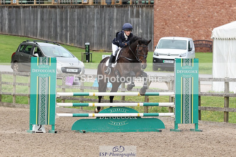 240804-114041-12740 - 454-Bella_Stevens-TOTALLY_WORTH_IT