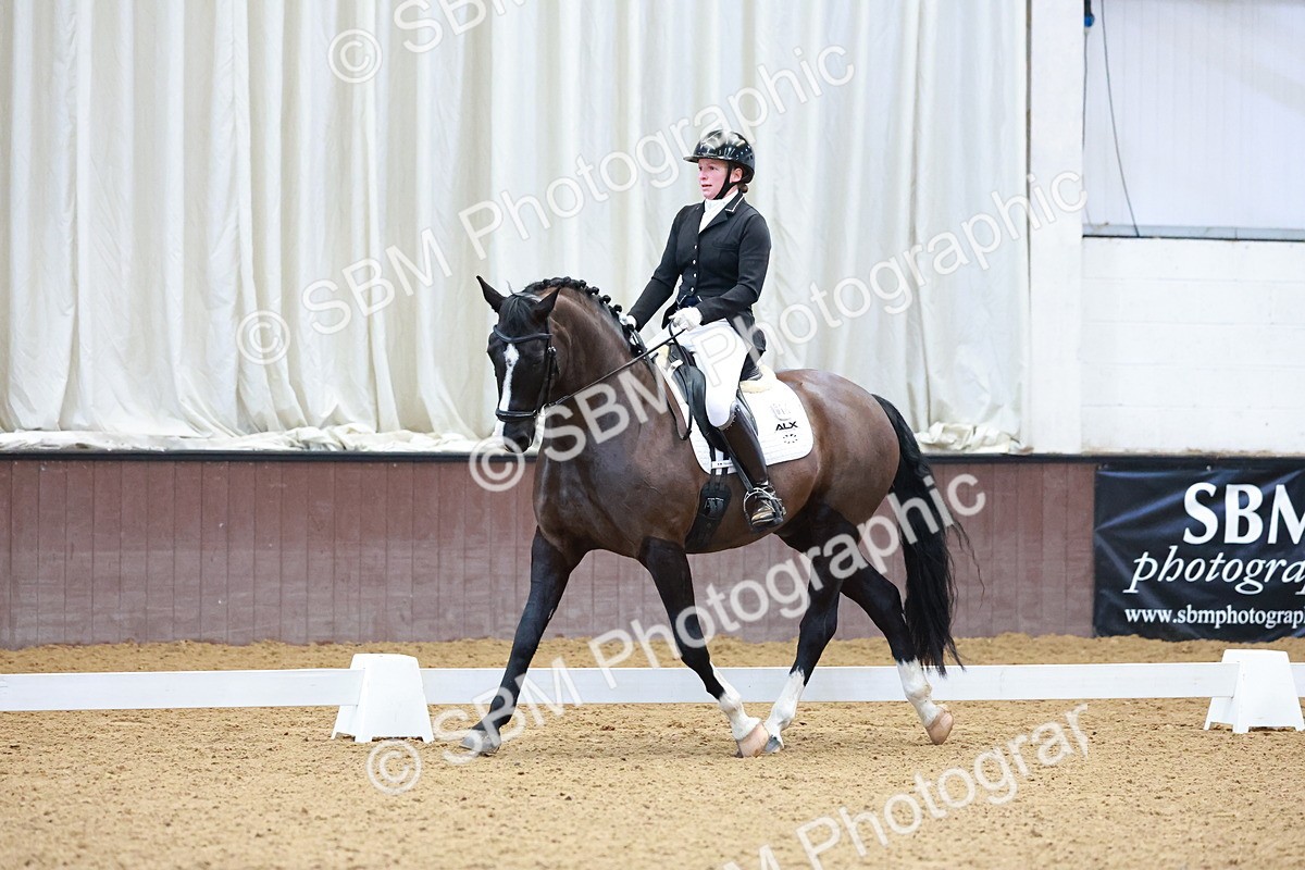 SBM_001261 - Class 18-15-16-22 - Elementary 5 Novice 5-Novice 6