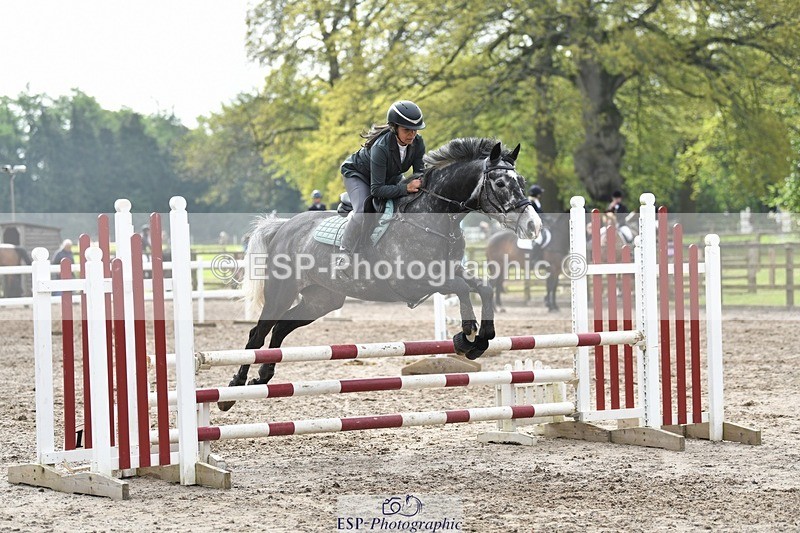 230512-100027-00441 - Cls 10 Snr 85cm Schooling