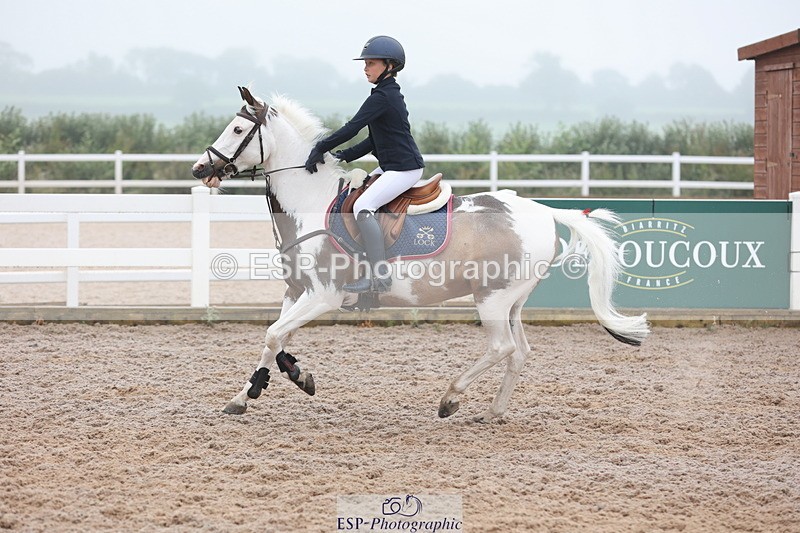 240630A-100218-11698 - Cls 30 British Novice and 80cm Open