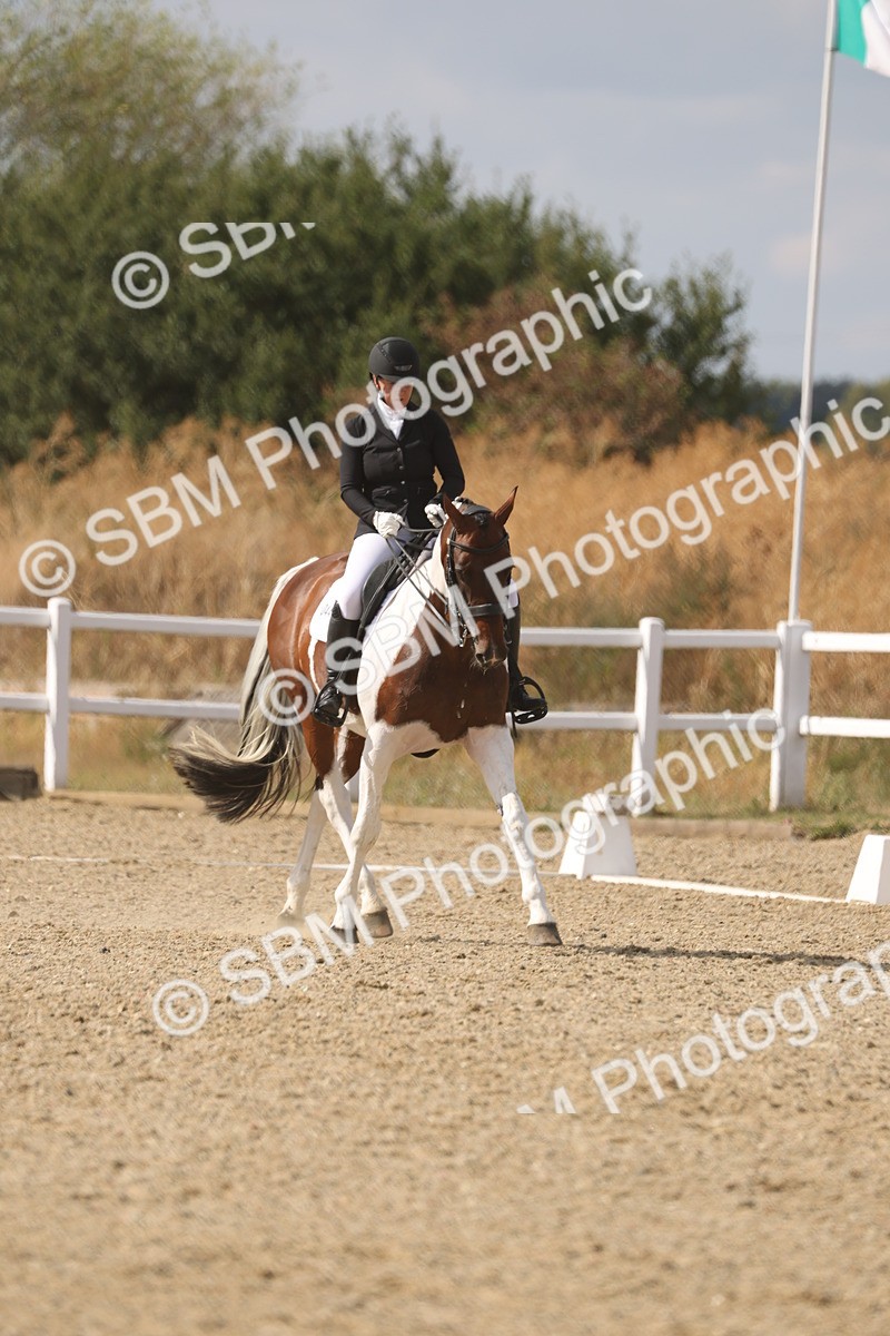 SBM_015110