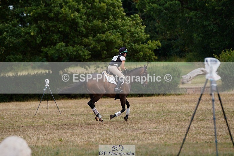 250803A-151858-16517 - O-668-Leia.Massey-SLIPALONGTREVASKIS