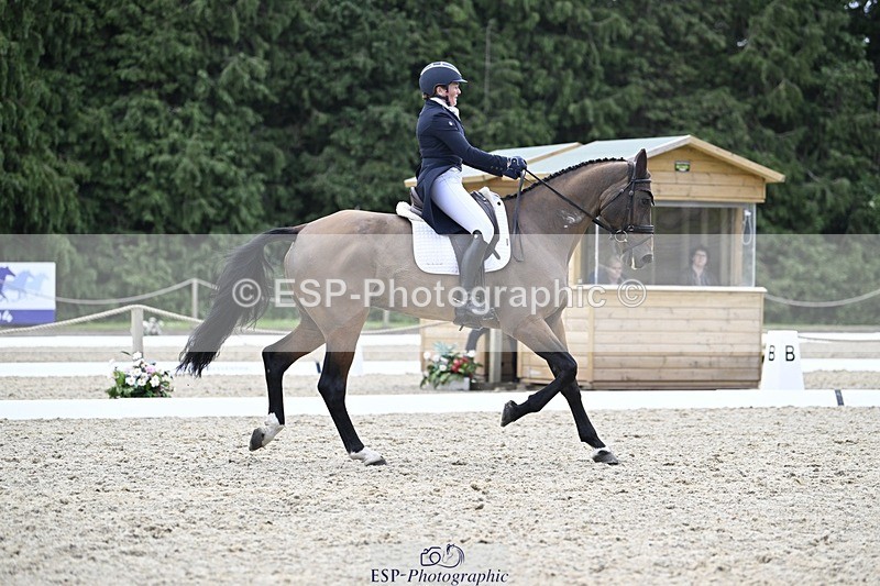 240523-121744-04579 - 428-COOLEY_SNAPCHAT-Selina_Milnes