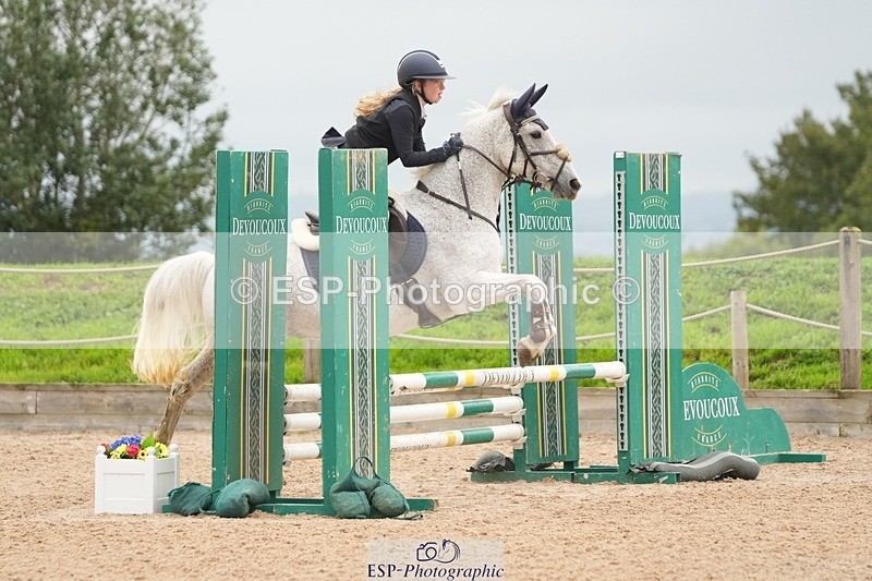 250920-093731-00502 - Cls 3 Pony Intro 70cm