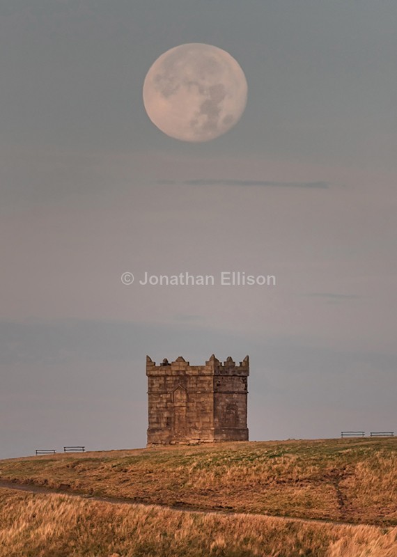 Rivington Pike Moonset - Rivington And Surrounding Areas
