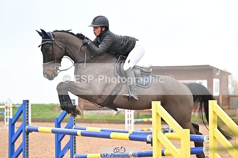 250122-140050-00555 - Cls 6 Foxhunter and 1.20m