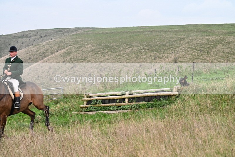 WJ7_9853 - Camera 1 & Last fence