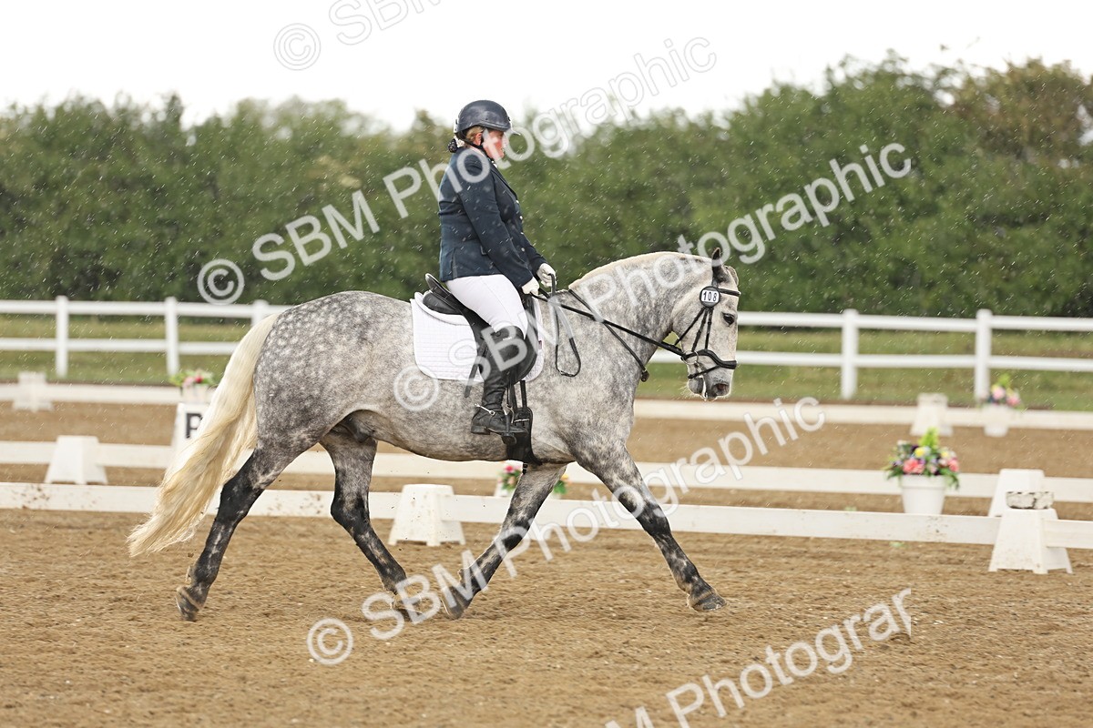 SBM_004932 - Class 6a - Novice 5 - 14.48-16.40