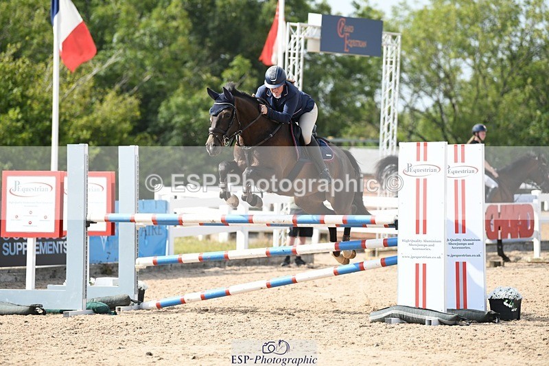 250725-163805-03977 - Cls 10 1.05m Amateur Quali