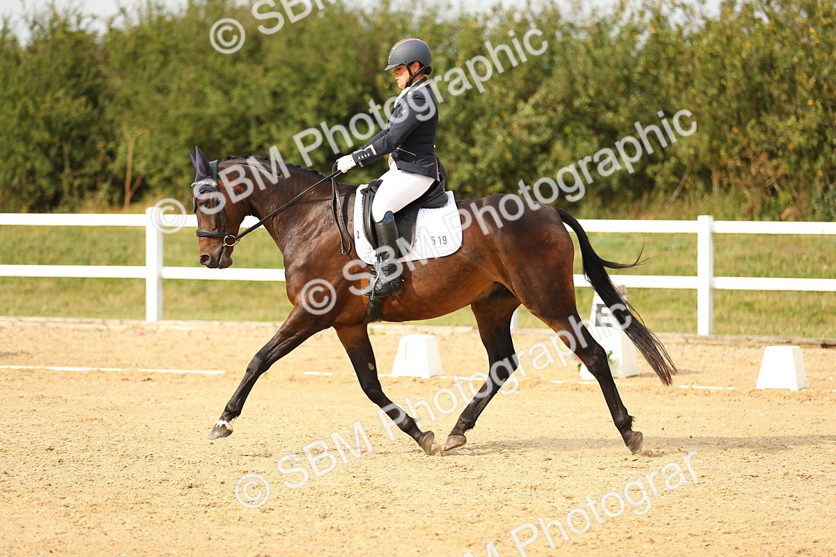 SBM_018473 - Class 14 - Novice 23 - 15.16-16.19