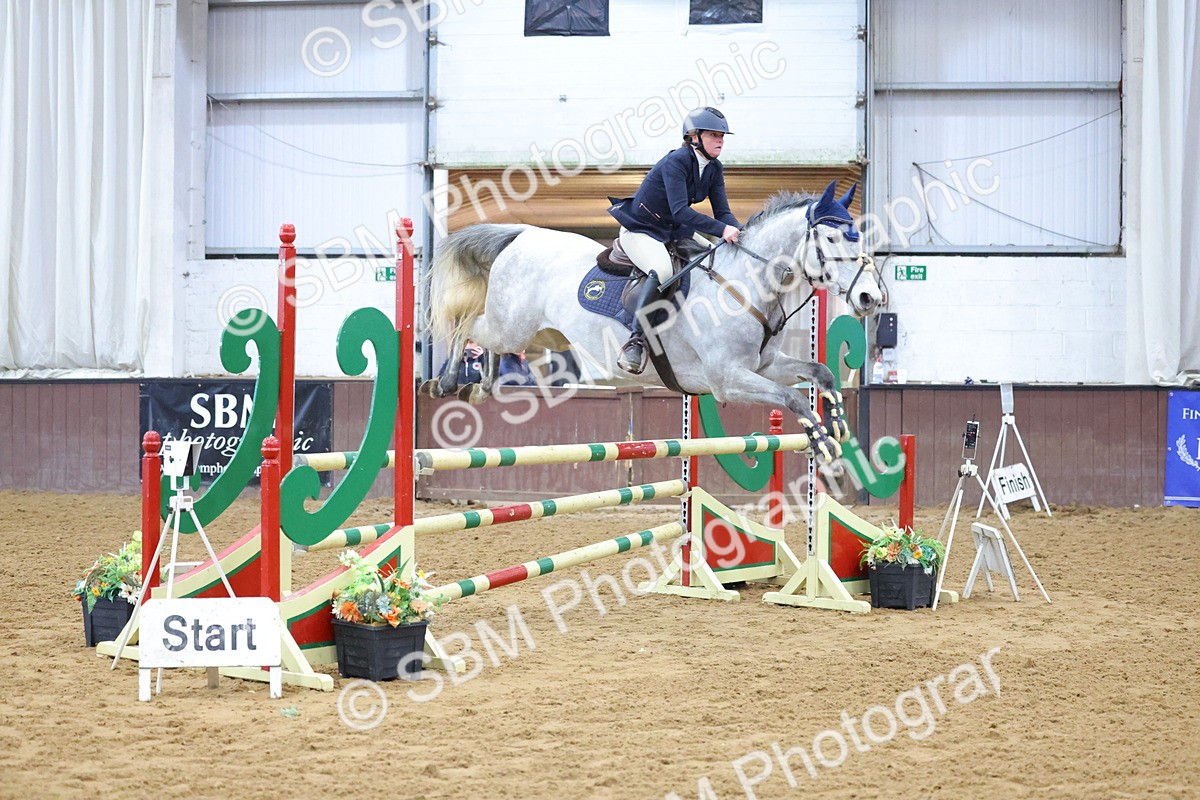 SBM_010058 - Class 21 - Nupafeed Supplements Senior Discovery/ 1m Open - First Round (1.00m)
