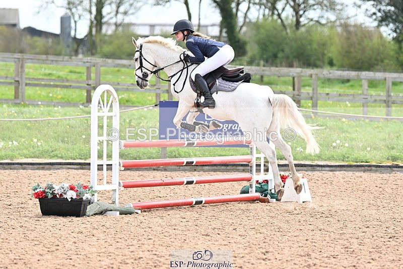 240506A-113931-08549 - Cls 4 Blue Chip Pony Newcomers & 1m Open