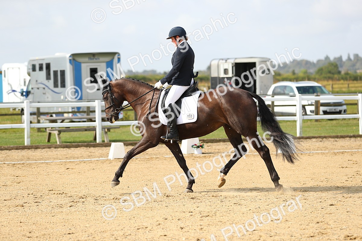 SBM_015568 - Class 13 - Novice 23 - 9.54-11.04
