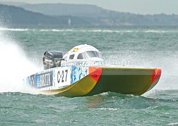 060826 C27 BRITA IMG_6299 - Racing Powerboats