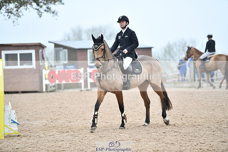 241102A-114102-04371 - SAT Cls 9 British Novice and 90cm Open