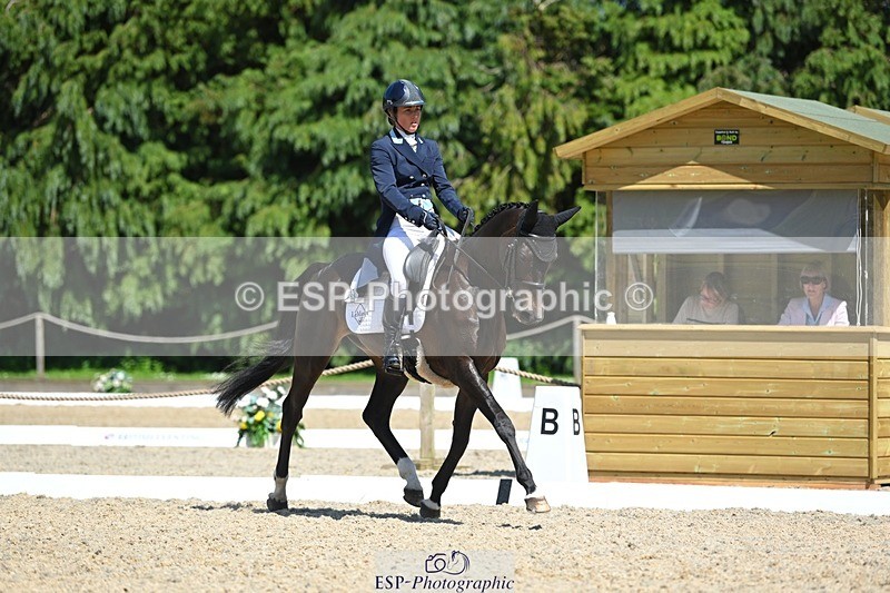 230526-144803-07008 - 485-OPPOSITION_HERALDIK_GIRL-Kirsty_Chabert-DR