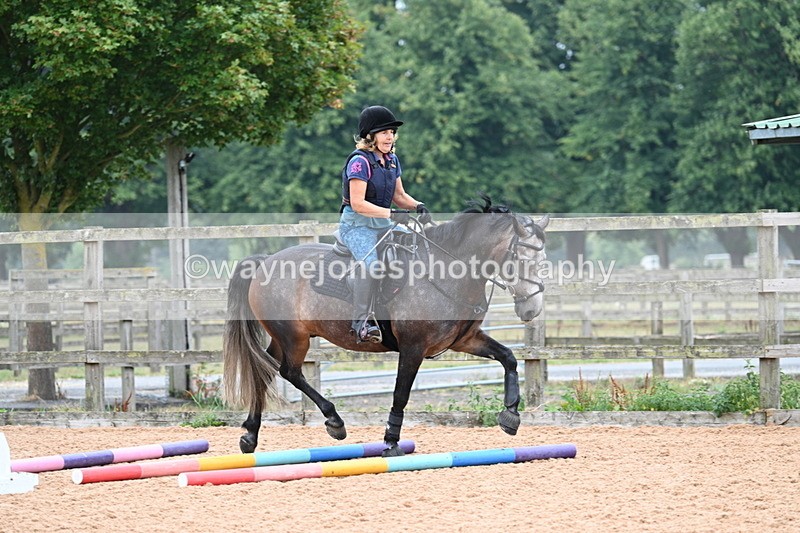 WJ7_7626 - Poles 10:00am