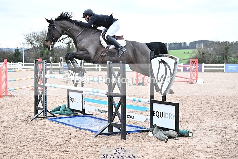 250112-145741-01769 - Cls 21 Foxhunter and 1.20m Open