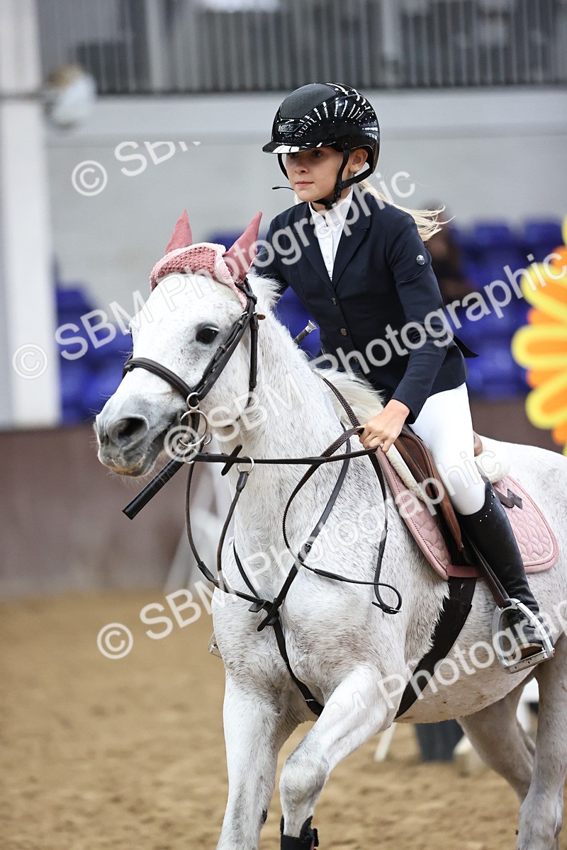 SBM_000953 - Class 4 - Springboard 128cm 138cm Restricted Handicap 90cm 1.00m