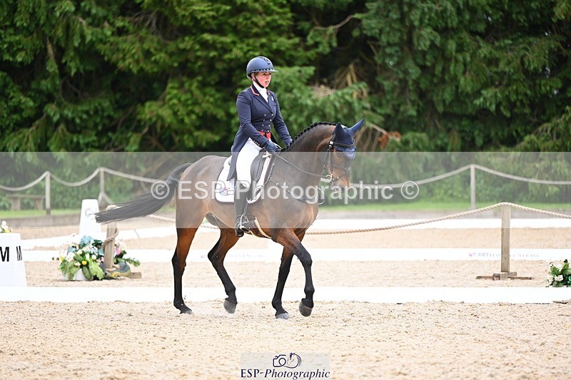 240524-181116-11593 - 164-MOONLIT_SWAYZE-Daisy_Bathe