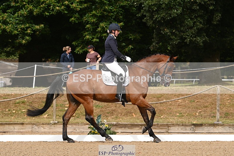 250719A-095201-03128 - 101-Sophie.Douglas-Paquino.V'ant.Goovahof