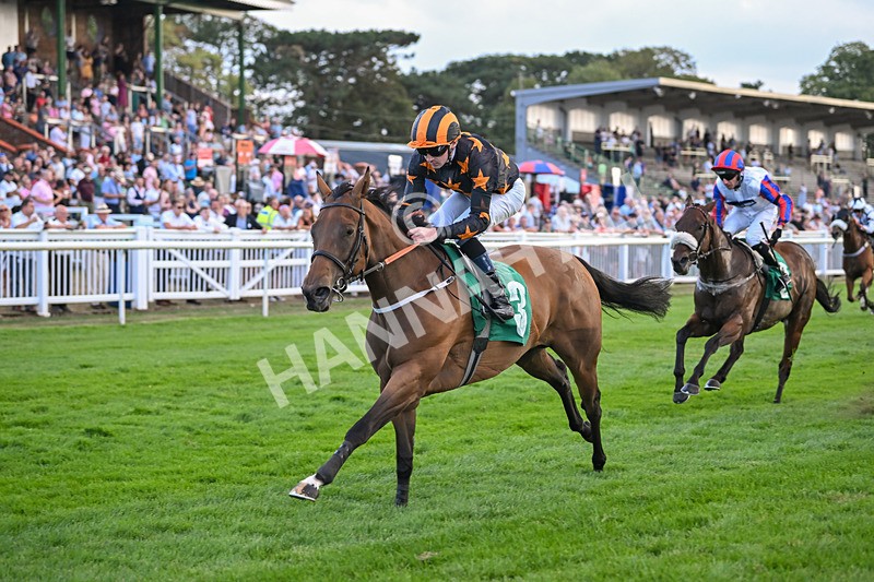 150825-Race 3-South Parade-2722 - Race 3