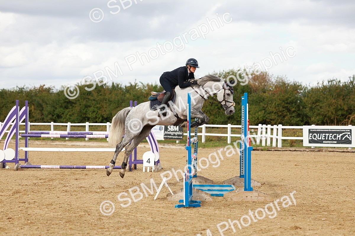 SBM_001331 - Class 4 - Senior Newcomers - 1.10m