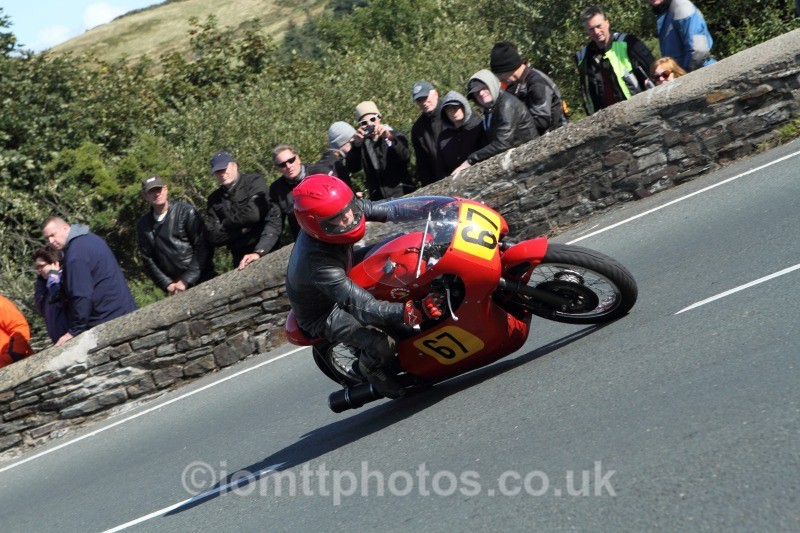 Robert Jones - Bennetts 500cc Classic TT