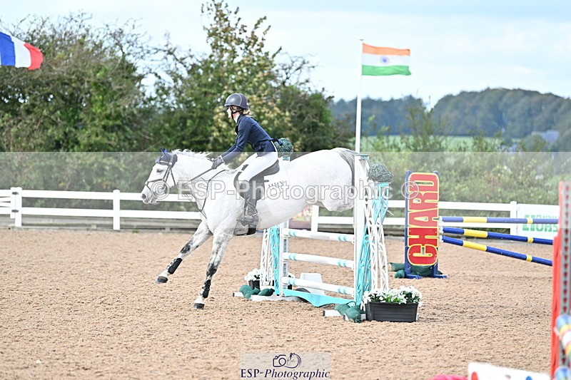 241005A-112727-03356 - SAT Cls 17 95cm Amateur Quali