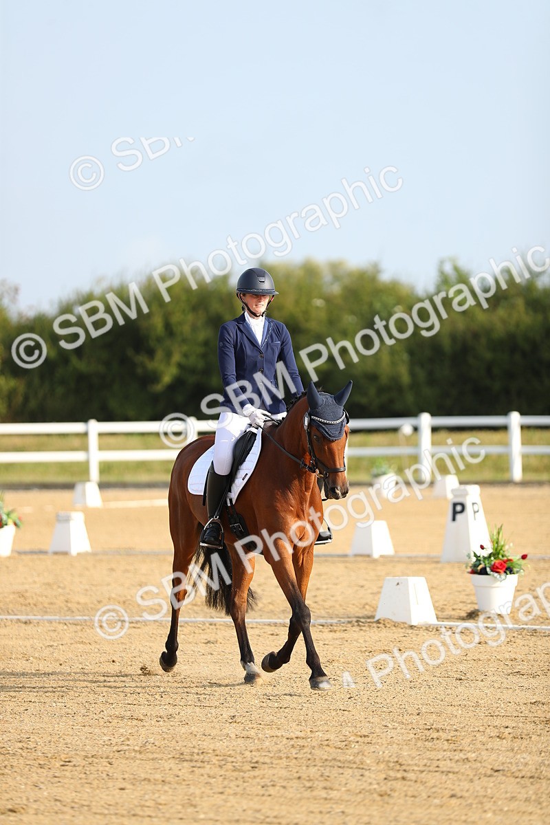 SBM_014958 - Class 13 - Novice 23 - 8,30-9.33