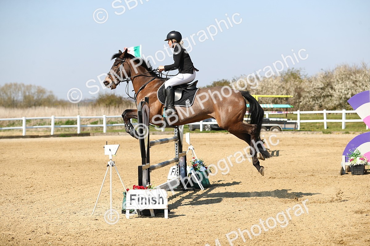 SBM_001056 - Class 4 - Senior Newcomers - 1.10m